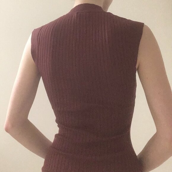 RW&CO. Burgundy Ribbed Mock Neck Sweater Top - Picture 2 of 5